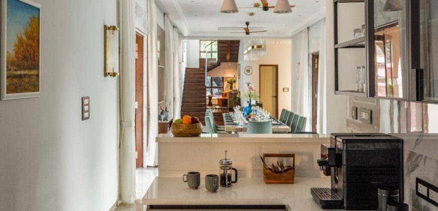 5 BHK Luxurious Villa With Serene Field View At SIOLIM Goa