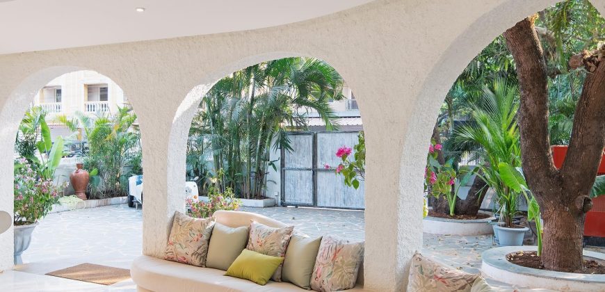 10 BHK Luxury Villa For Sale At SIOLIM Goa