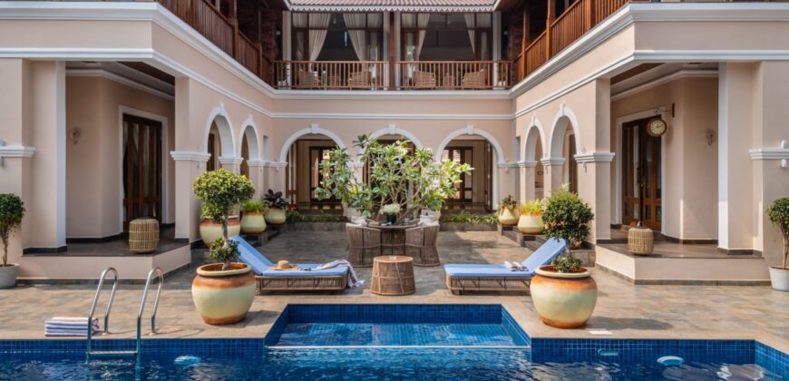 5 BHK Luxury Villa For Sale At VAGATOR Goa
