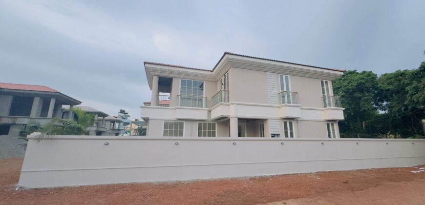 4 BHK Luxury Villa For Sale At SALVADOR DO MUNDO Goa
