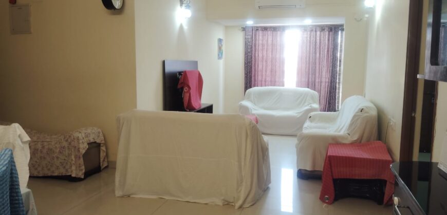 3.5 BHK Sea View Apartment for Rent at DONAPAULA Goa