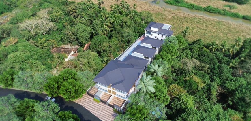 4 BHK Luxury Villa for Sale at SIOLIM Goa