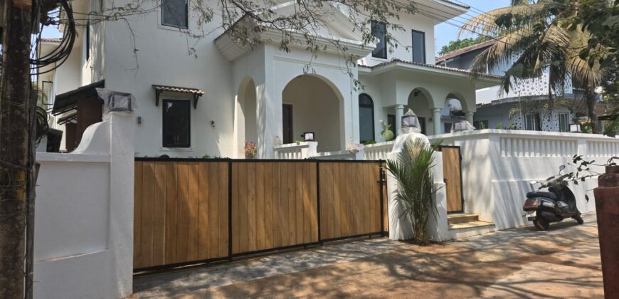5 BHK Luxury Villa for Sale at SIOLIM Goa